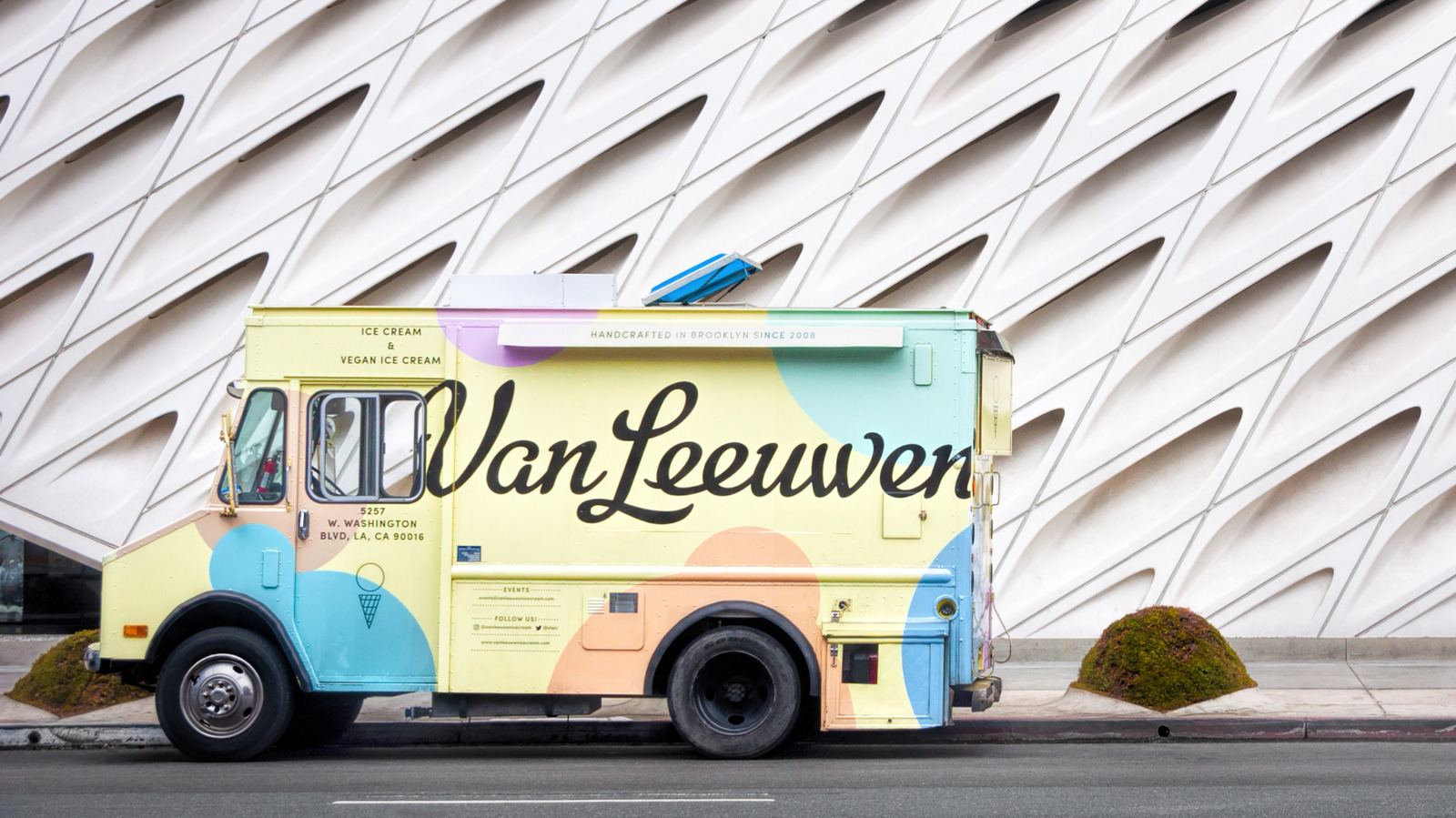 The Limited-Edition Van Leeuwen Ice Cream Flavor That Haunts Our Dreams