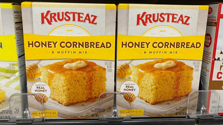 How To Make Boxed Cornbread Taste Better With Buttermilk