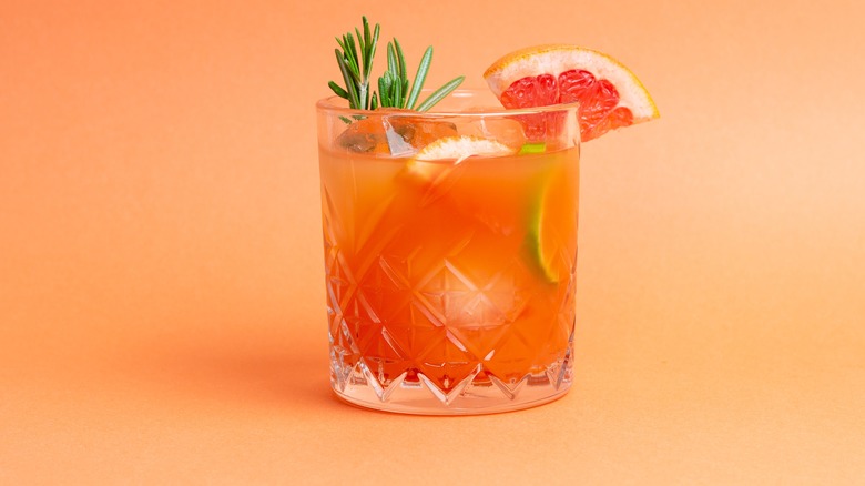 Paloma cocktail with rosemary and grapefruit 