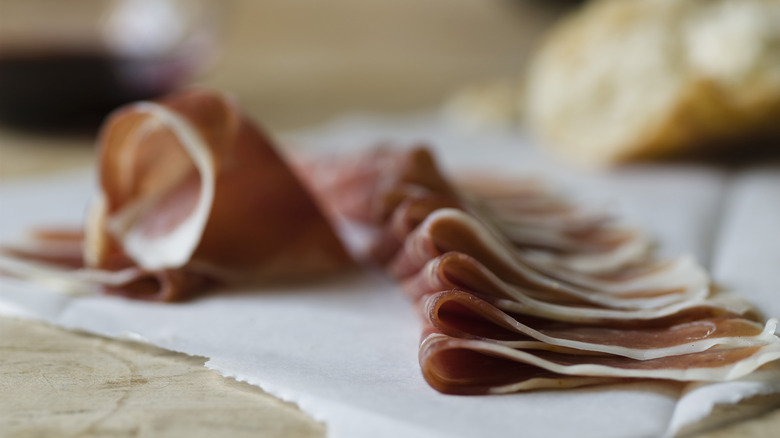 sliced prosciutto di parma