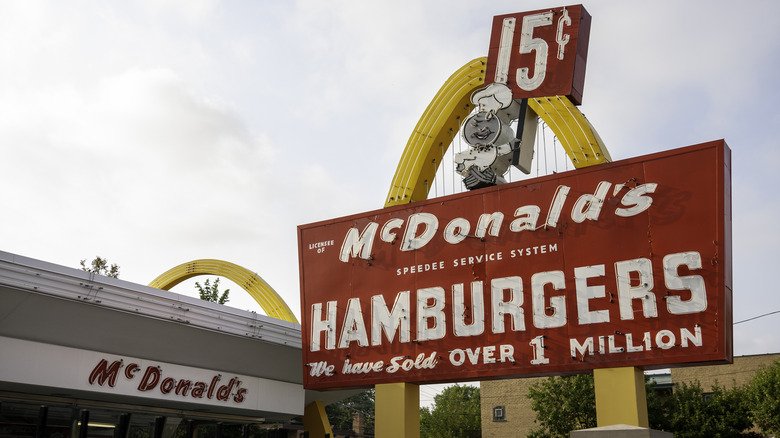 McDonald's signage