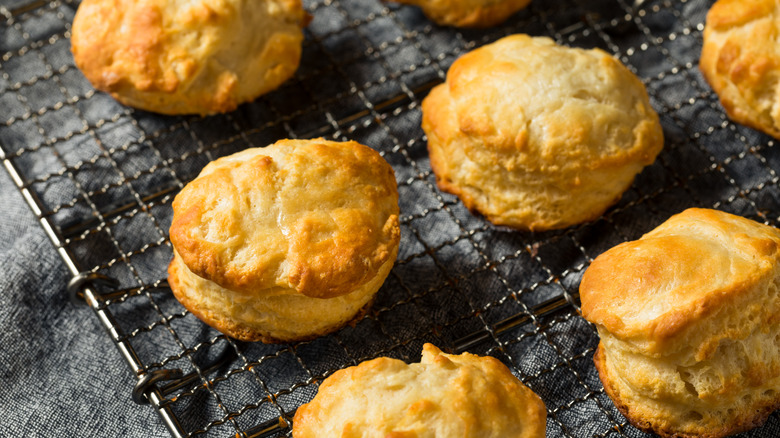 buttermilk biscuits