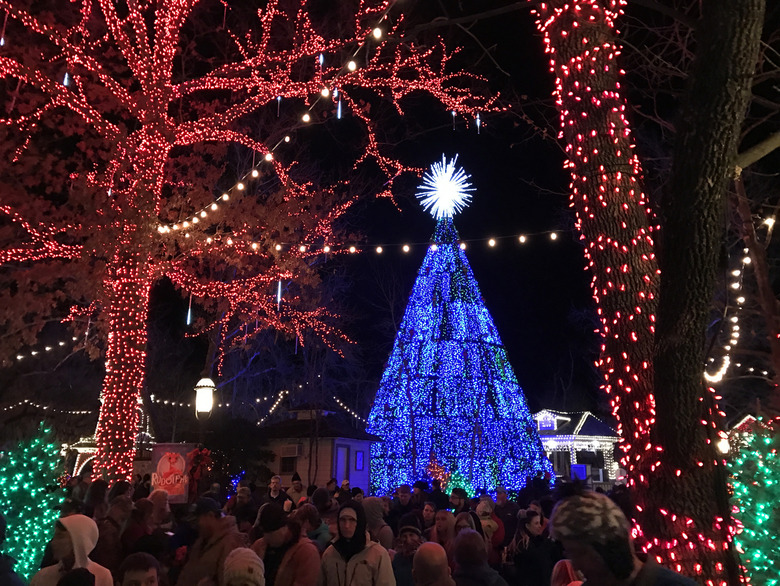 An Old Time Christmas at Silver Dollar City (Branson, Missouri)