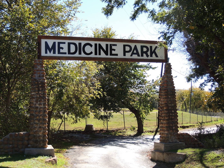 Oklahoma: Medicine Park