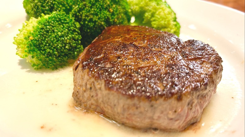 Renegade sirloin with broccoli