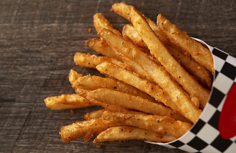  Famous Seasoned Fries (Checkers/Rally's)