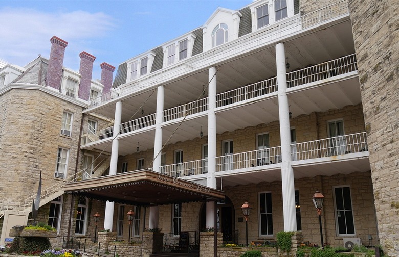 1886 Crescent Hotel & Spa (Eureka Springs, Arkansas)