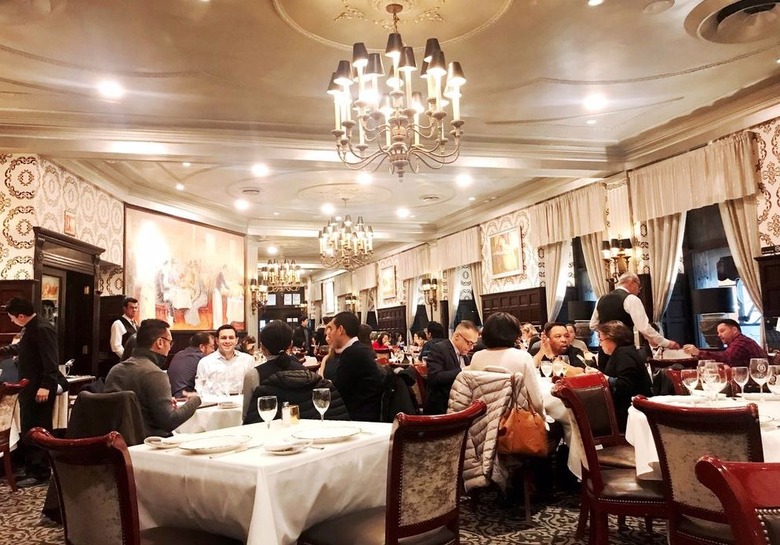 New York: Delmonico's (New York)  