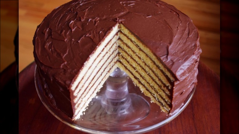 smith island cake sliced