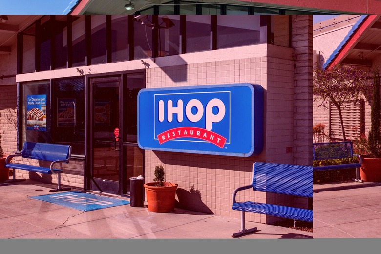 IHOP Waiter Offered a Job After Helping to Feed a Disabled Customer