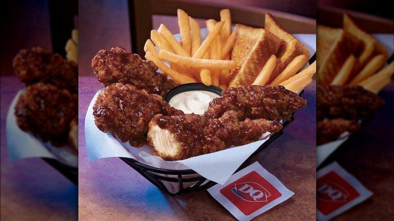 honey barbecue chicken tenders with fries