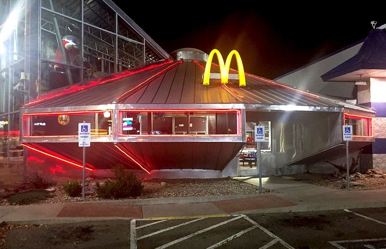 'UFO' McDonald's (Roswell, New Mexico)