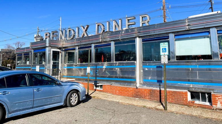 Iconic diner