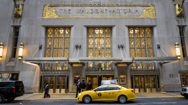 Exterior of NYC Waldorf-Astoria Hotel 