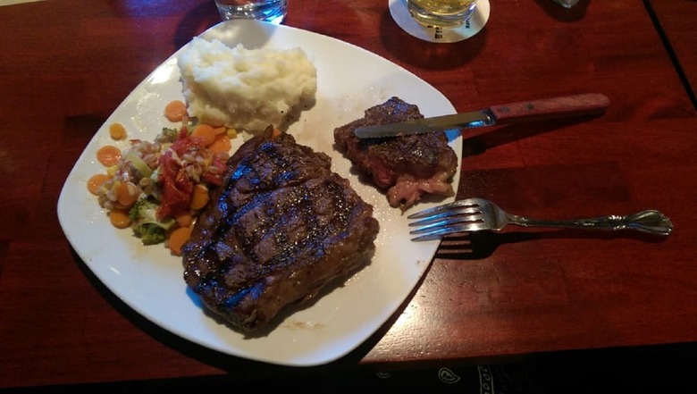 Wyoming: Miners & Stockmen's Steakhouse & Spirits (Hartville)