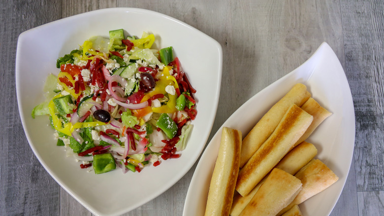 breadsticks and salad