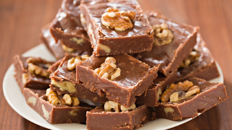 fudge piled on a plate