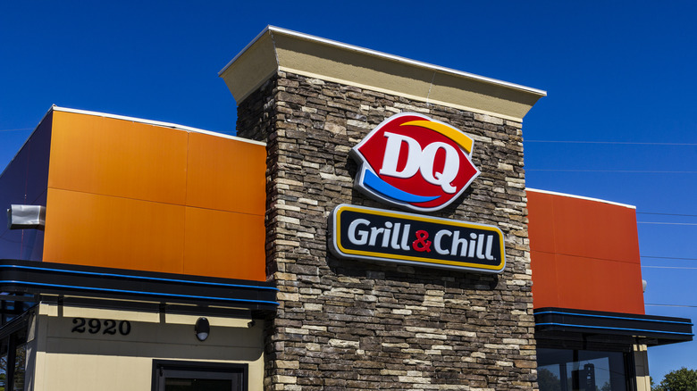 Exterior of a DQ Grill & Chill