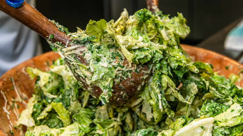 tableside caesar salad service