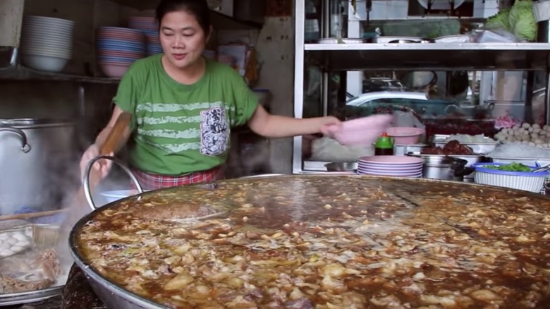 Wattana Panich beef noodle soup