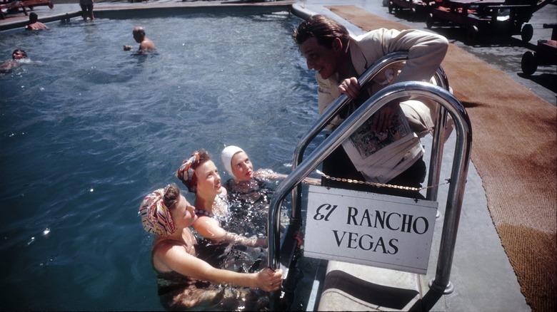 El Rancho Vegas pool 1942