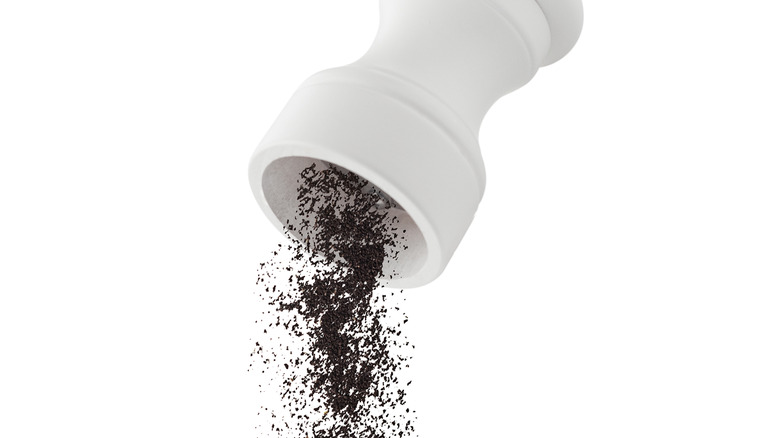 Pepper grinder