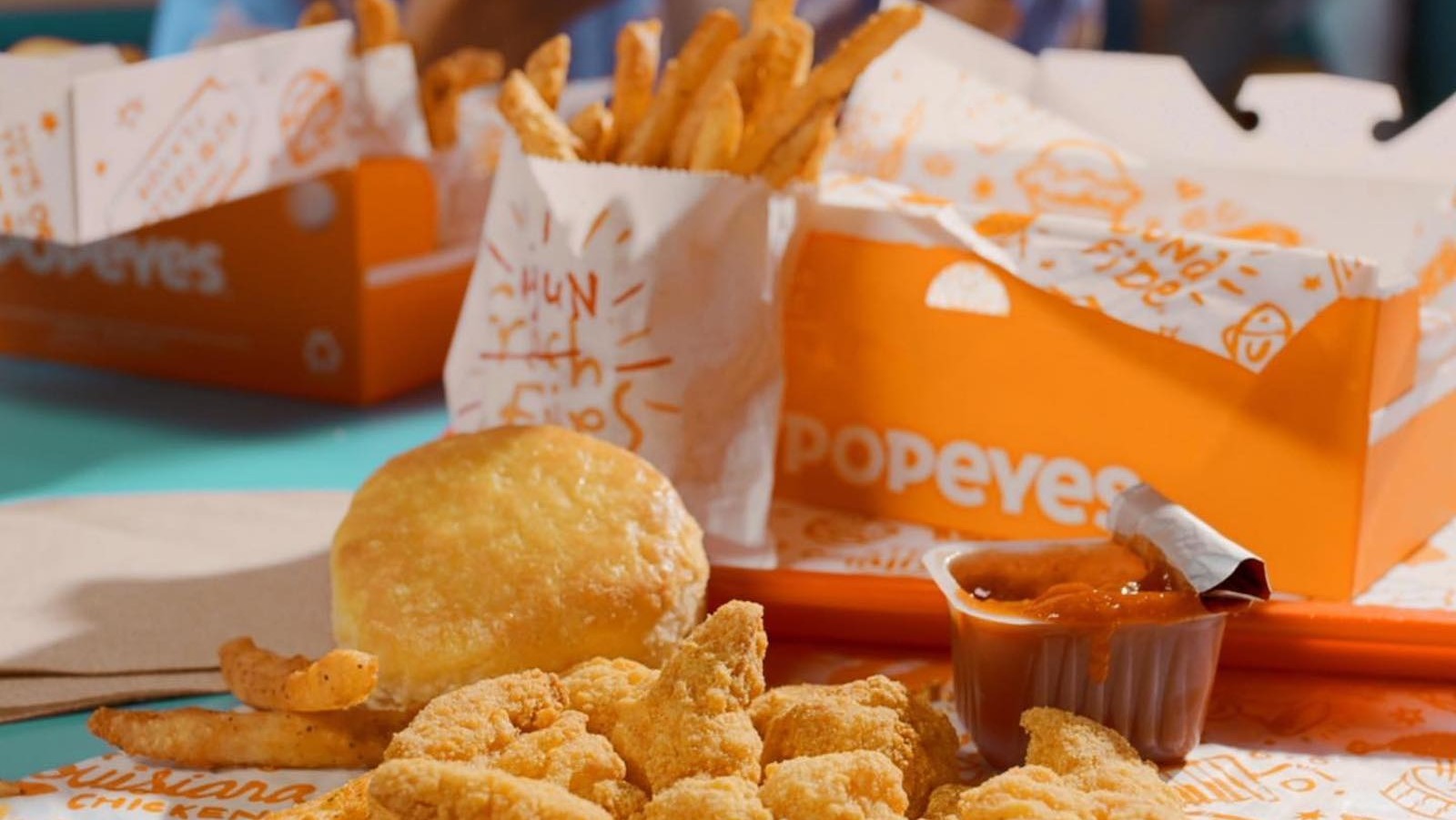 Popeyes' Cajun Turkey Is Back for Thanksgiving — And It's Available for  Preorder
