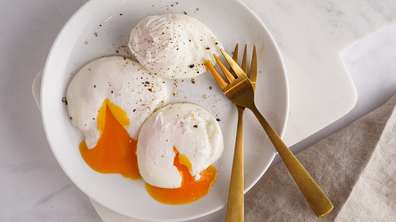 poached eggs on plate