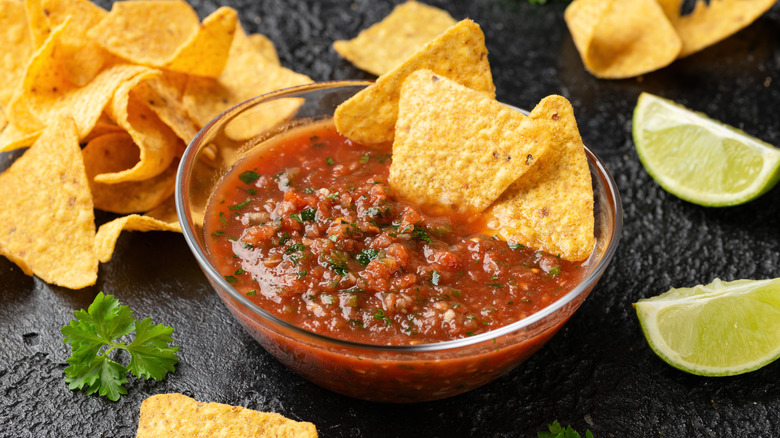 Salsa with chips