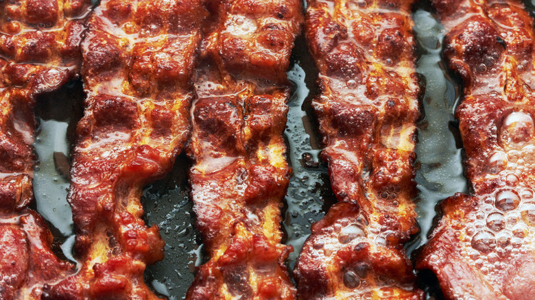 bacon slices