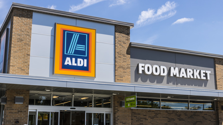 Aldi storefront with logo