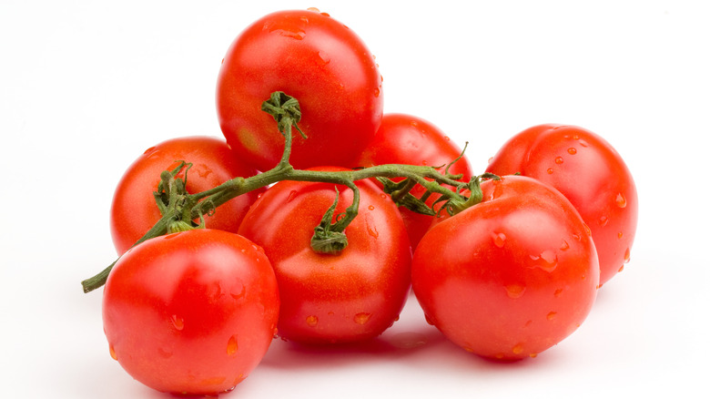 Red tomatoes