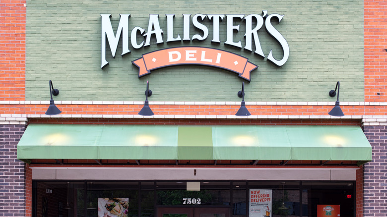 McAlister's Deli storefront 