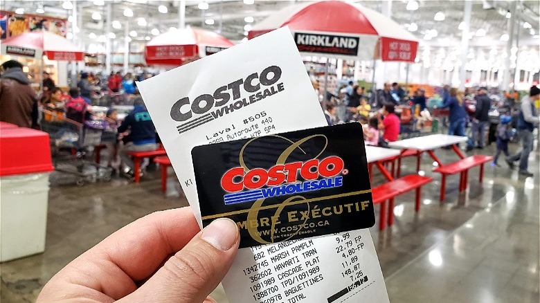 the-reason-your-receipt-gets-checked-at-costco