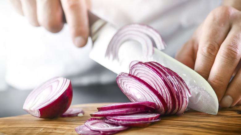 The Refrigerator Hack That Makes Cutting Onions Tear Free   Other Tips That Work 1691599872 