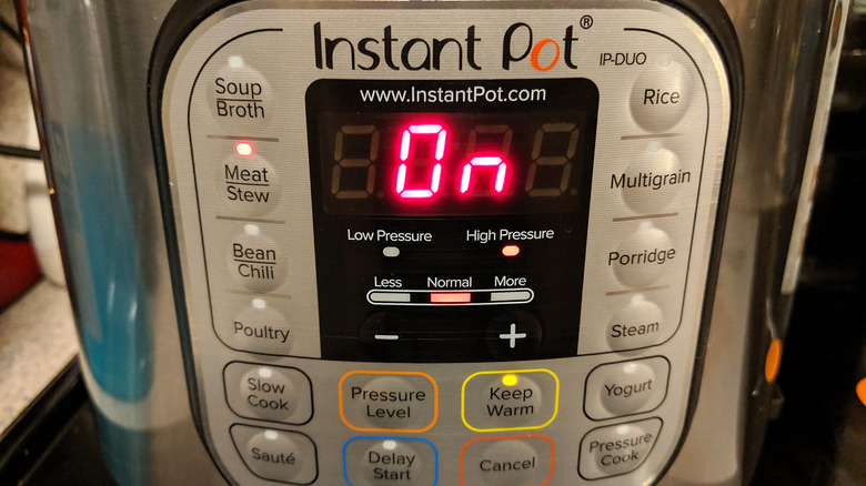 Instant Pot interface flashes