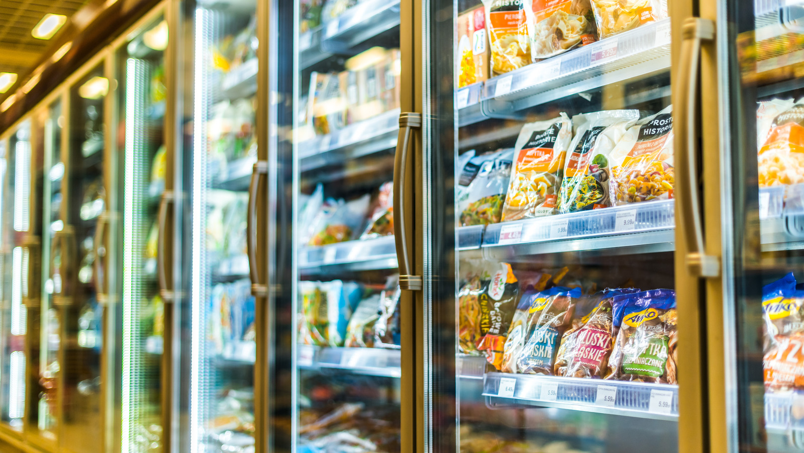 The Salty Myth You Have To Stop Believing About Frozen Food