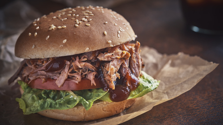 pulled pork sandwich