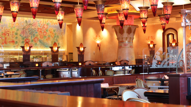 Cheesecake Factory interior