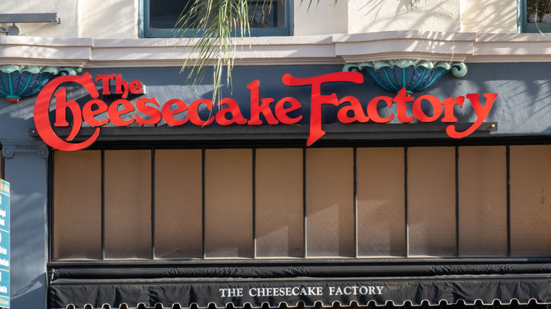 Cheesecake Factory logo