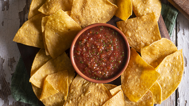 restaurant-style tortilla chips