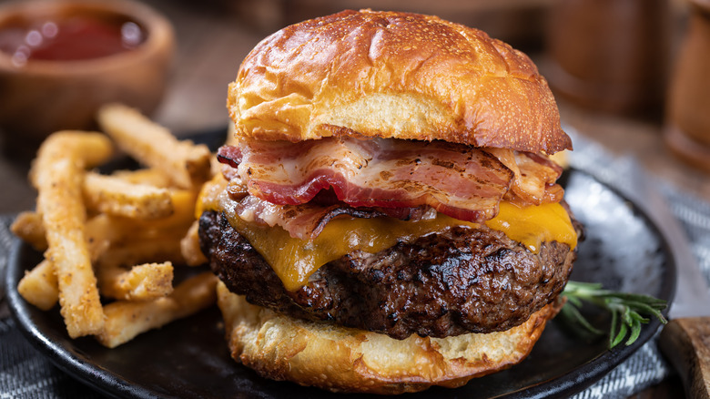 Bacon cheeseburger with fries