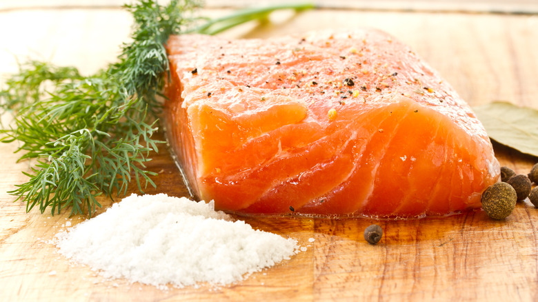 raw salmon filet with seasoning