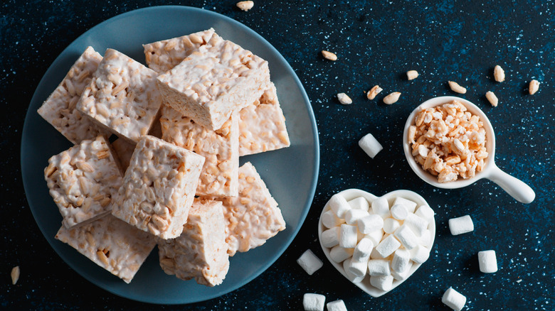 A plate of Rice Krispies Treats