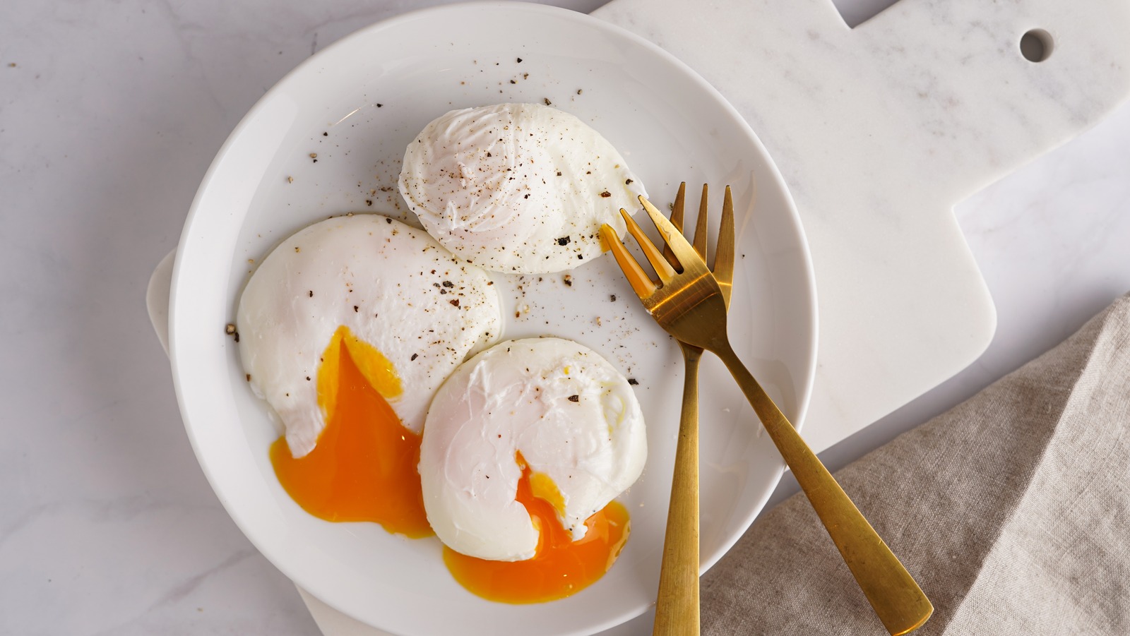 The Slow Cooker Hack You Need To Try For Poached Eggs