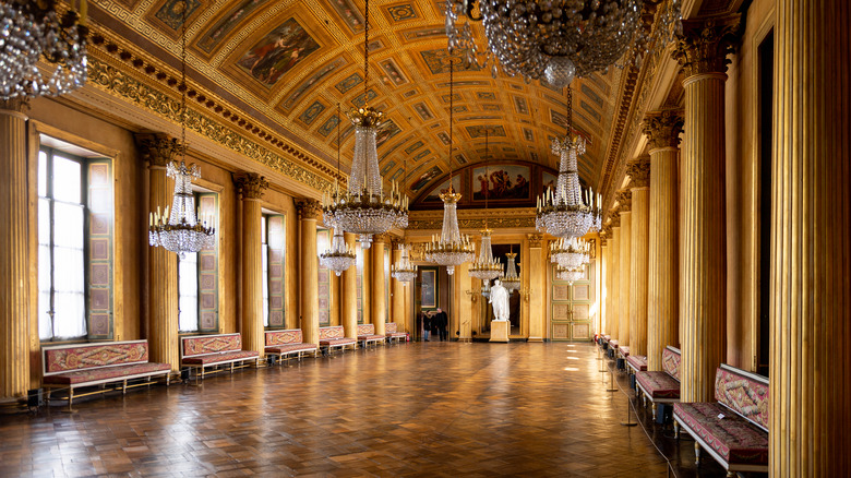 Inside Louis XV's chateau