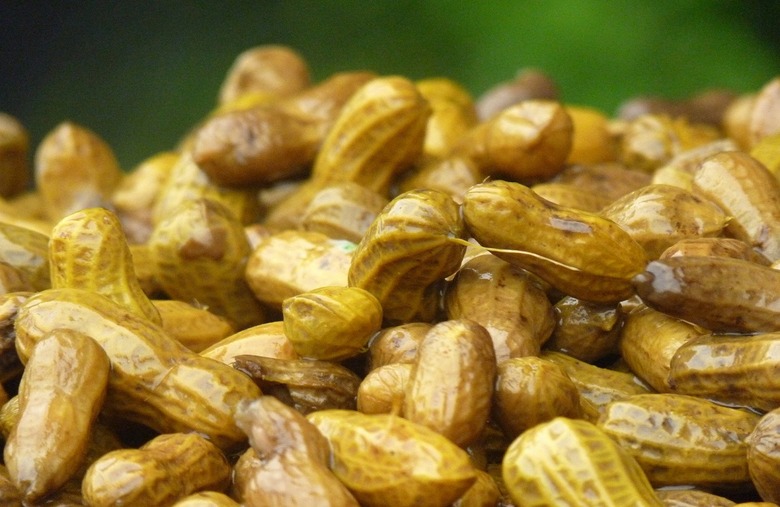 South Carolina: Boiled peanuts