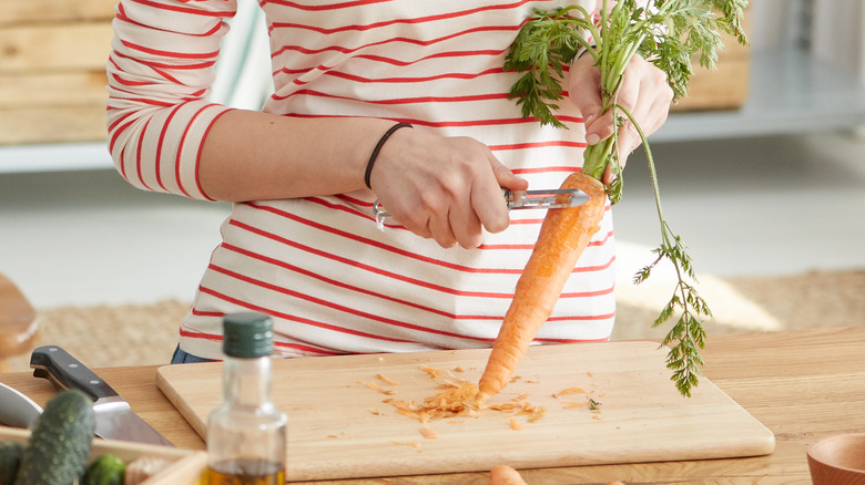 straight peeler carrot cutting board