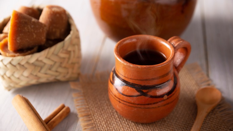 Café de Olla in ceramic cup