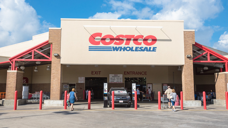 Texas Costco exterior